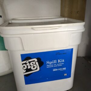 Spill kit (multiple fluids)